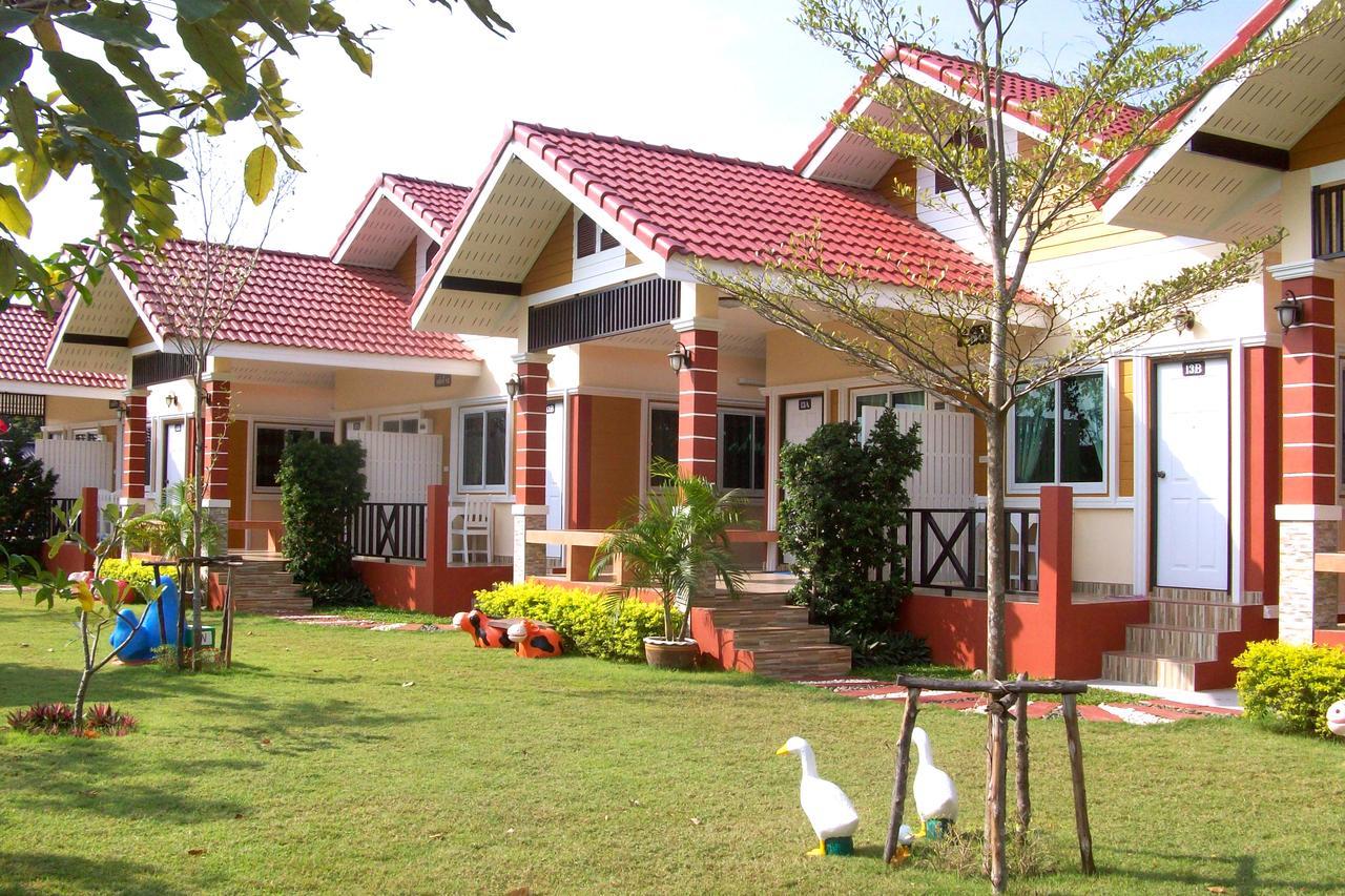 Rimbueng Resort Pranburi エクステリア 写真