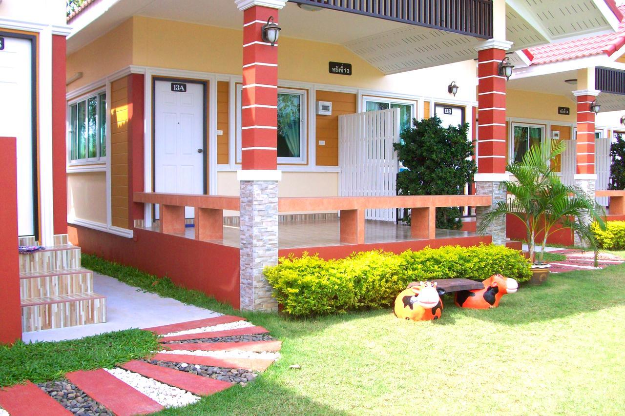 Rimbueng Resort Pranburi エクステリア 写真