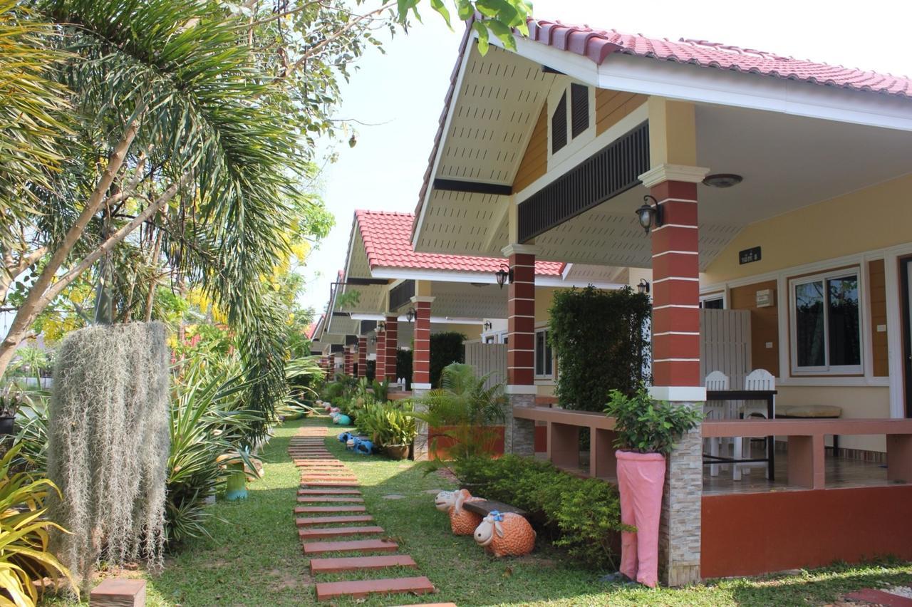 Rimbueng Resort Pranburi エクステリア 写真