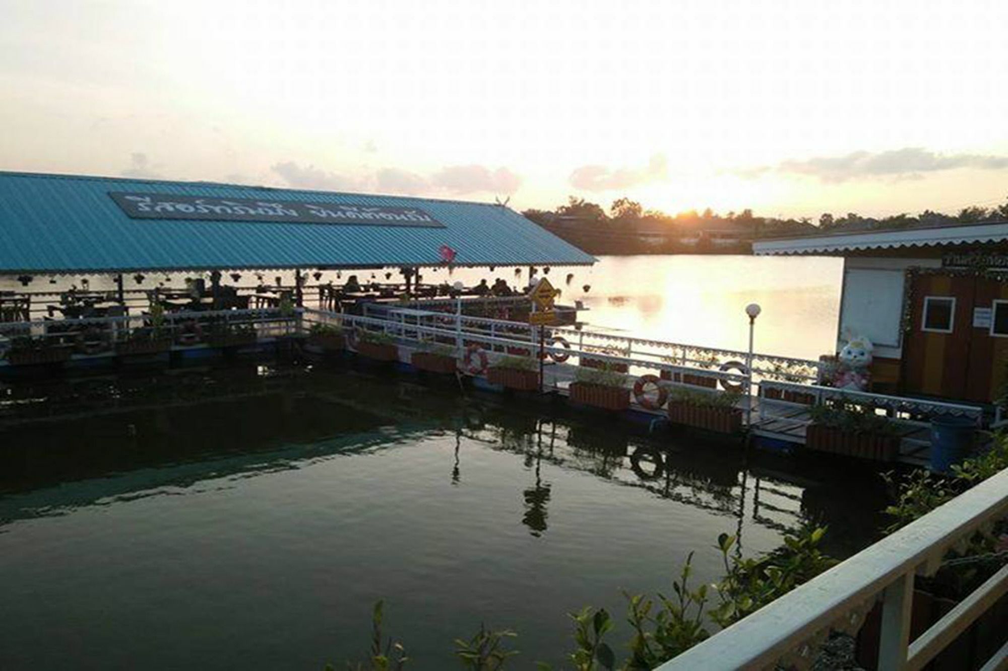Rimbueng Resort Pranburi エクステリア 写真